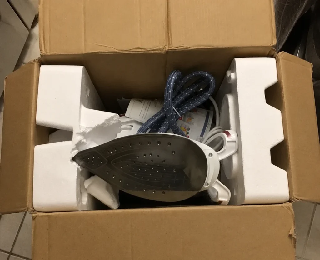 Vue d'ensemble du contenu à l'ouverture du carton